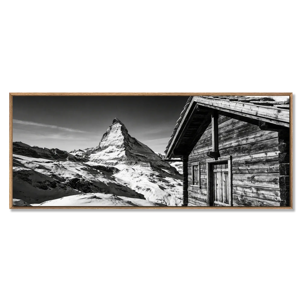 Matterhorn Chalet View – Alu-Dibond wall art showcasing a wooden chalet against the Matterhorn mountain.