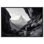 Path to the Matterhorn – Alu-Dibond wall art depicting the iconic Matterhorn framed by alpine rock in black and white.