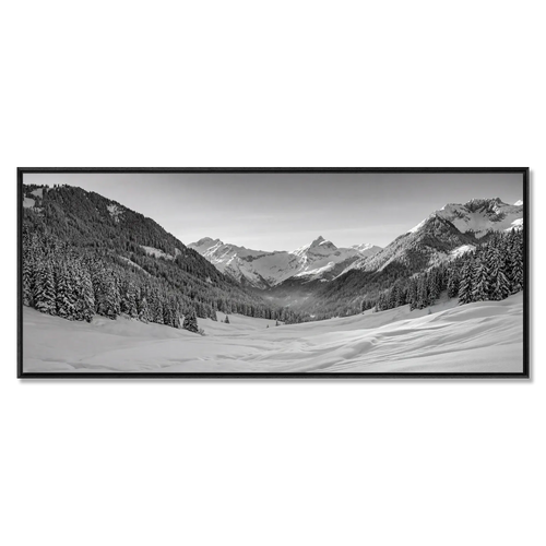 Winter Valley in the Alps – Alu-Dibond wall art featuring a snowy alpine valley scene.