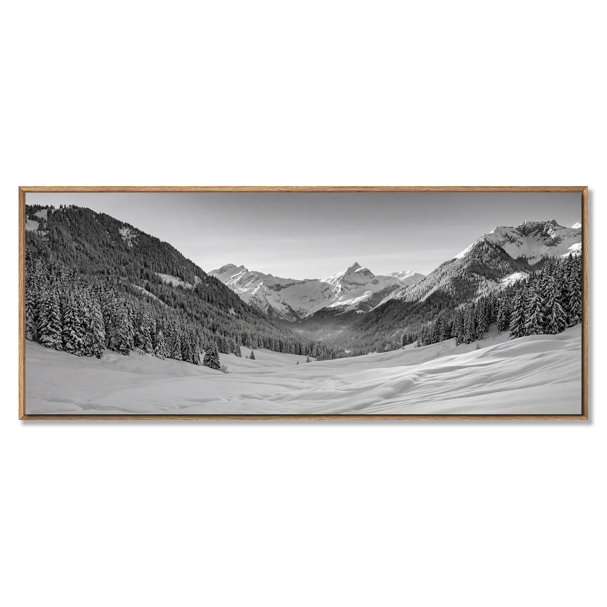 Winter Valley in the Alps – Alu-Dibond wall art featuring a snow-covered alpine valley.