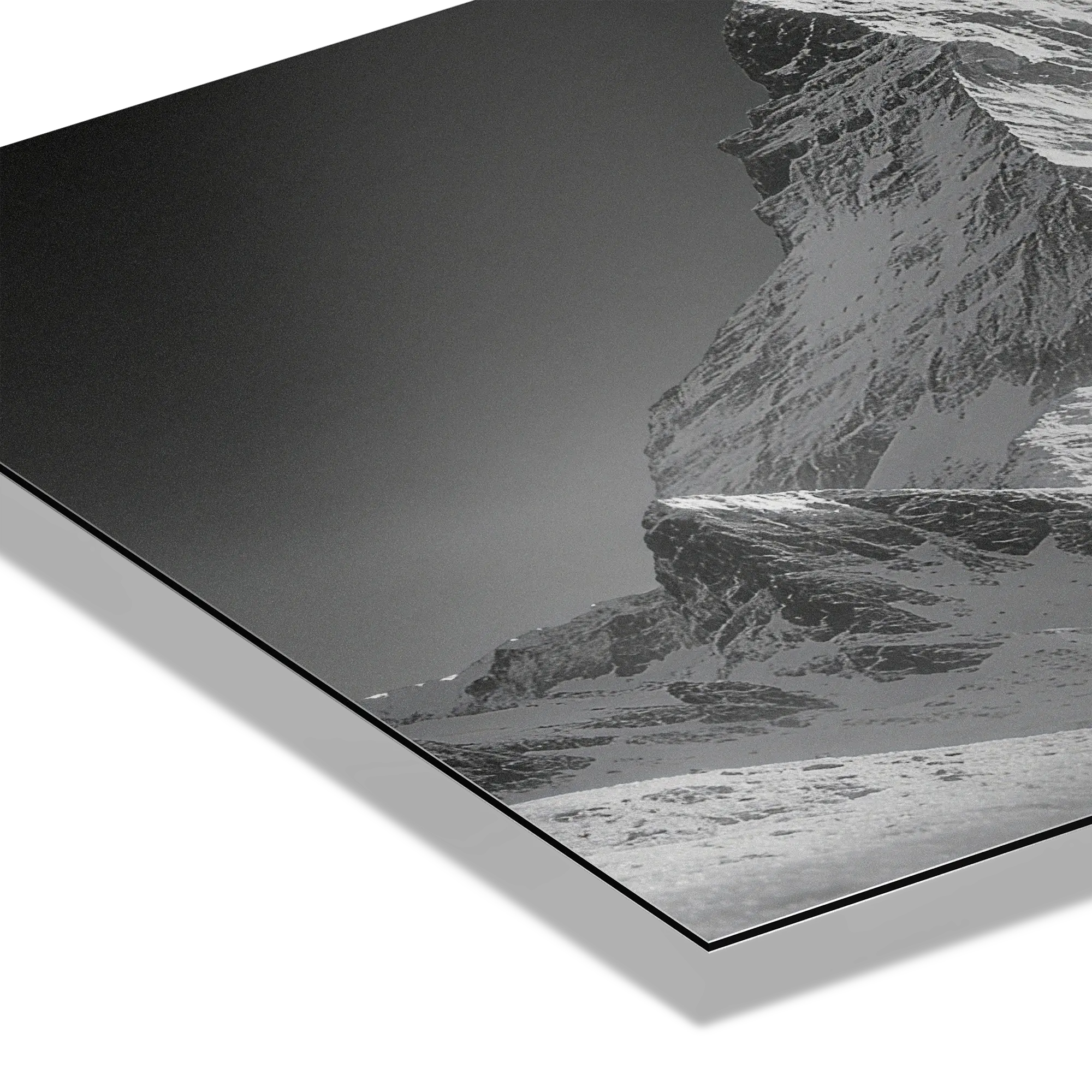 Light of the Matterhorn – Alu-Dibond wall art featuring a striking monochrome depiction of the Matterhorn's apex.