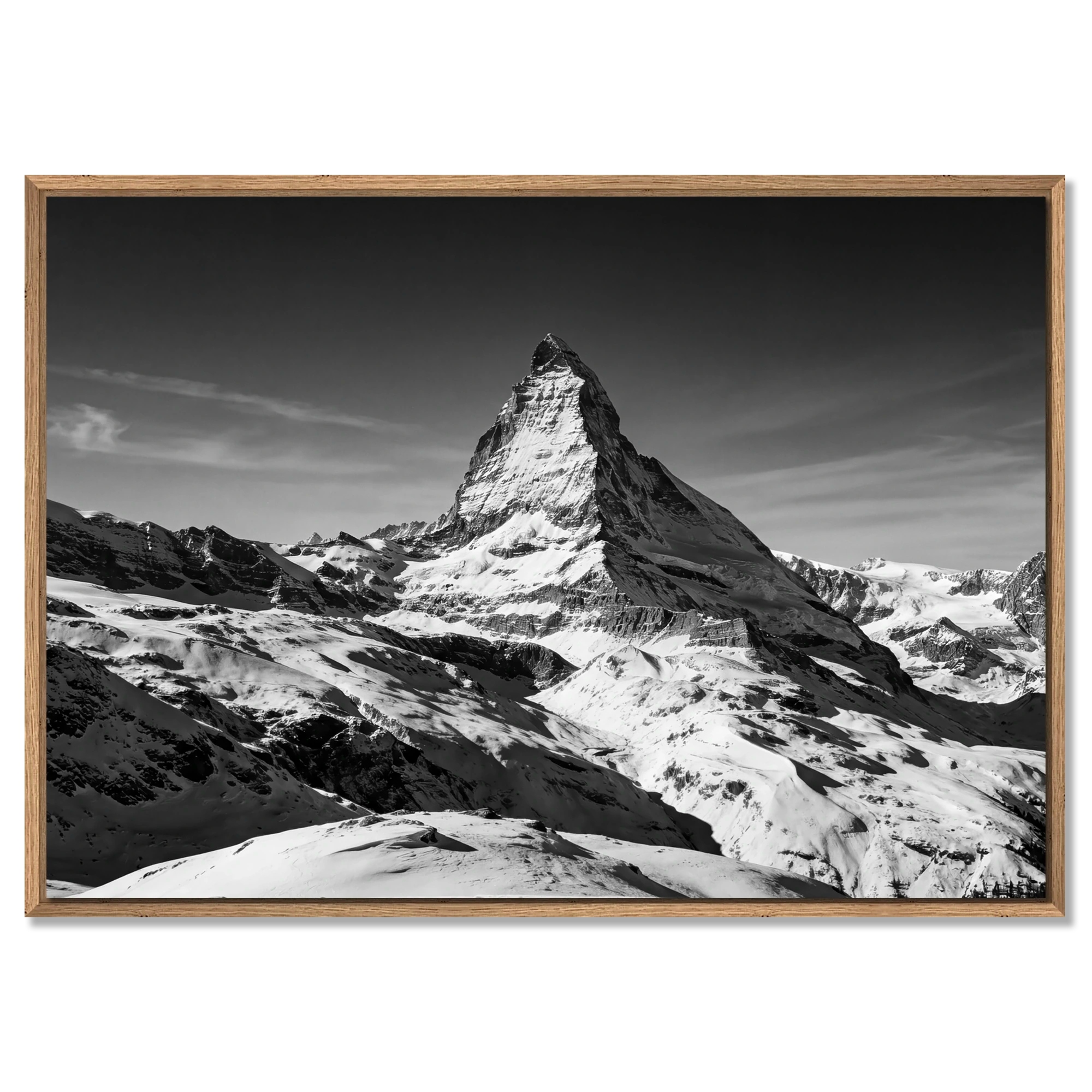 Matterhorn Eternal Contrast – Alu-Dibond wall art showcasing the majestic Matterhorn above a snowy alpine landscape.