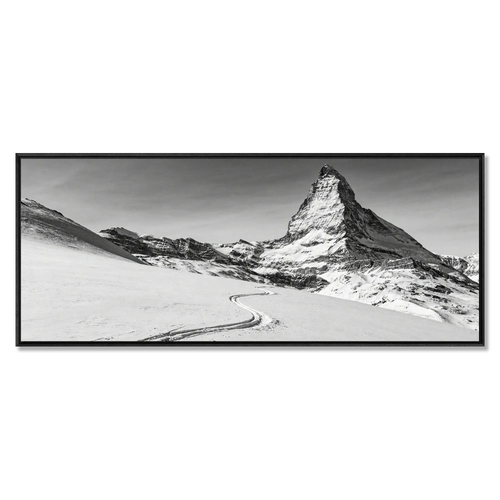 Silent Route to the Matterhorn – Alu-Dibond wall art featuring a snowy landscape and the Matterhorn mountain.