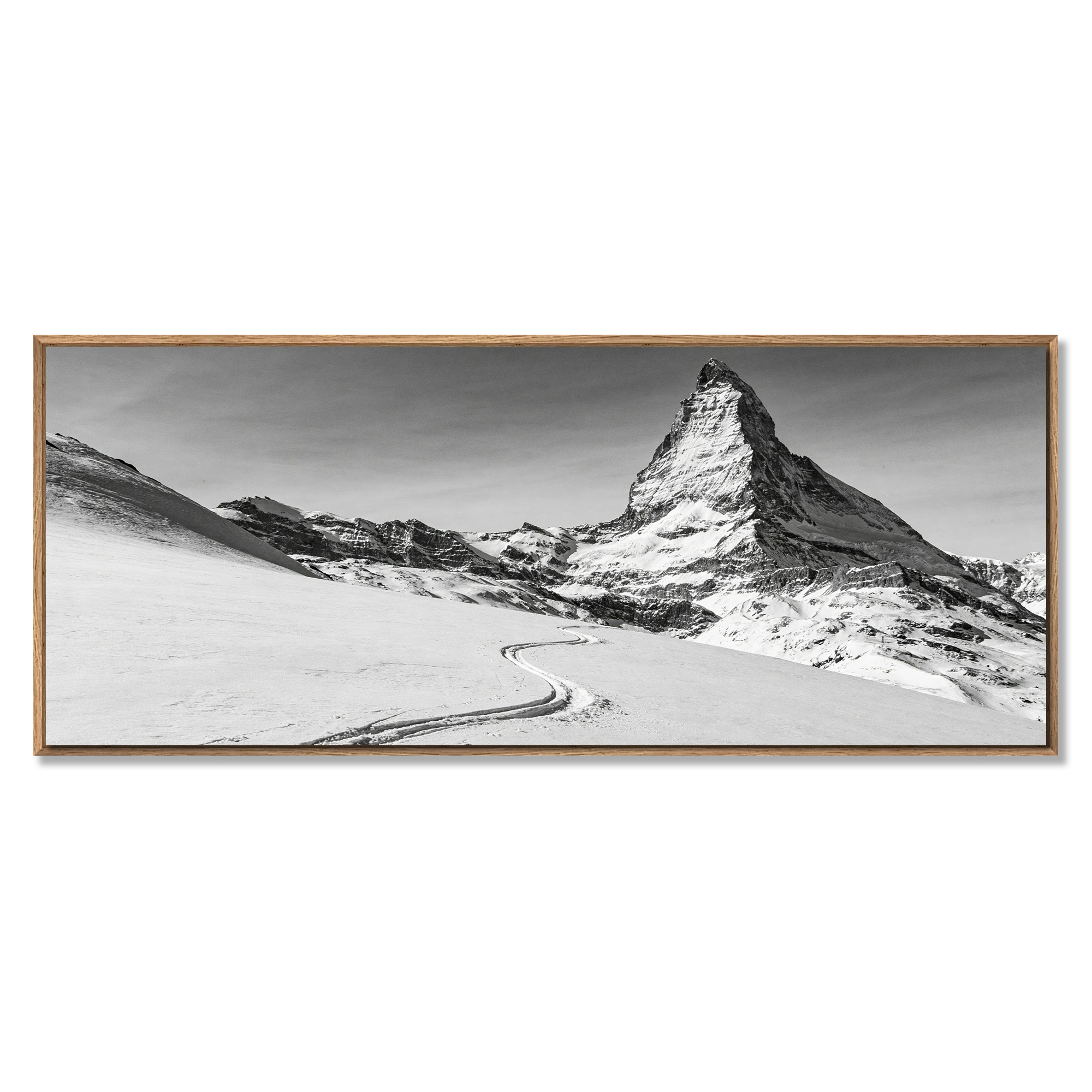 Silent Route to the Matterhorn – Alu-Dibond wall art featuring a ski track leading to the snowy Matterhorn.