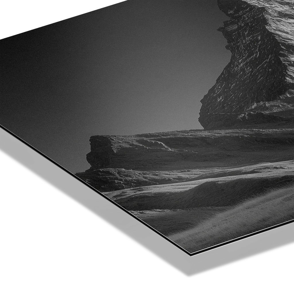 Stillness of the Matterhorn – Alu-Dibond wall art showcasing a monochrome mountain landscape.